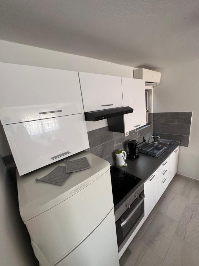 Apartmani Tariba Banjol Eksteriør billede